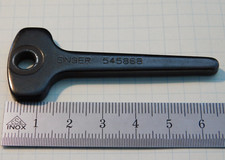 CLE 545868 pièce de MACHINE à COUDRE SINGER axe key COUTURE 591-D300BD