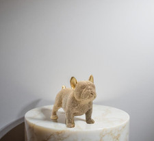 Statue de bouledogue français