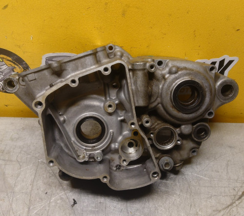 Carter moteur gauche suzuki - moteur,