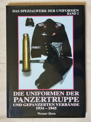 Les uniformes des troupes