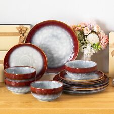 Ensemble vaisselle rouge