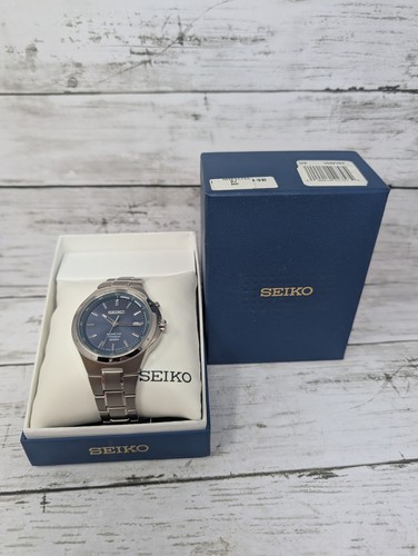 Seiko men kinetic titanium - men's,