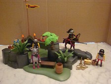 F17 PLAYMOBIL SET CHATEAU FORT