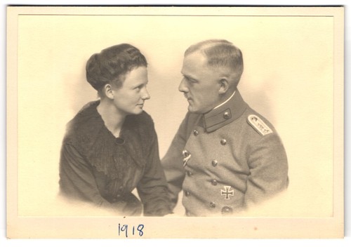 Photographie officier - , en