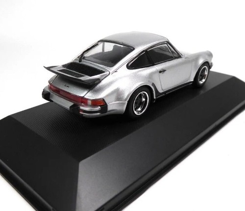 Miniature porsche 911 - 1/43,