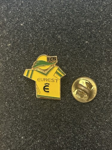 Pin pins enamel sport - pin's,