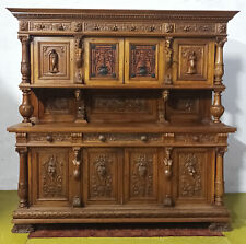 Buffet deux corps en noyer