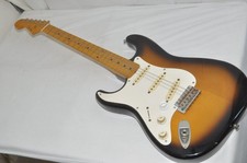 Guitare électrique FENDER