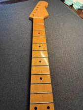 Fender style Strat neck maple 1P 22F forme C finition brillante