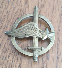 Insigne de Beret Commando de l'Air   /   Drago Paris A688    /X116