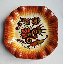 Assiette polylobée (7) de