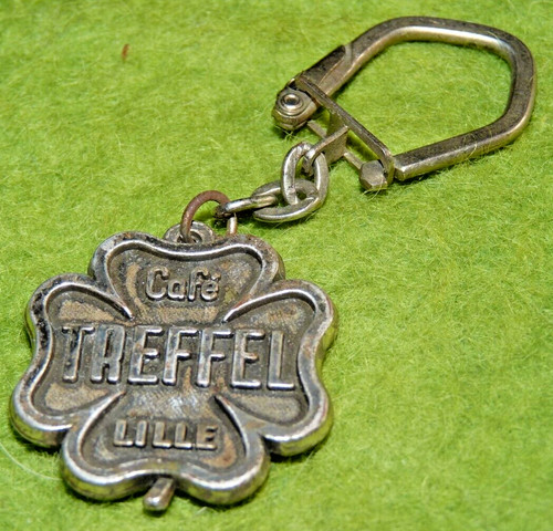 Rare ancien porte clés