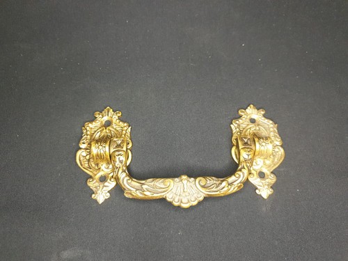 Une piano handle other - piano, handle-other