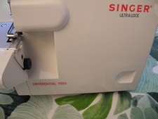 SINGER SURJETEUSE ULTRALOCK