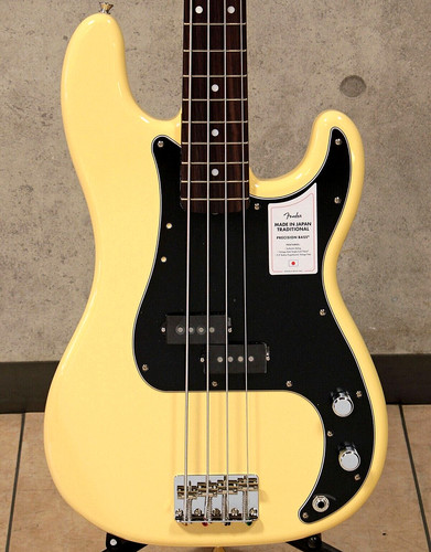 Fender made japan - fender, in