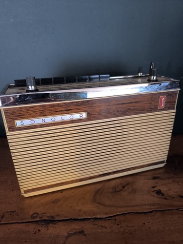 Ancienne radio vintage - ancienne, sonolor