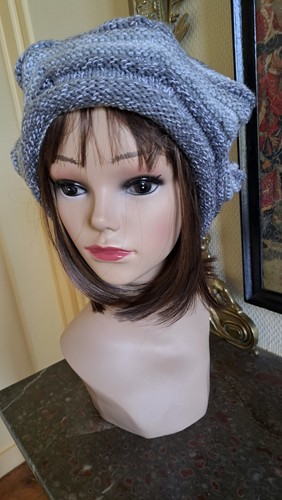 Beret tricoté main - tricoté,