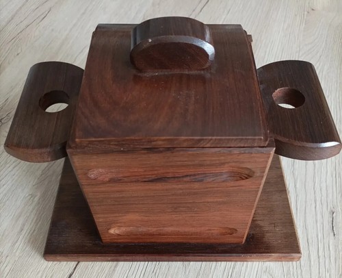 Rare moulded mahogany tobacco