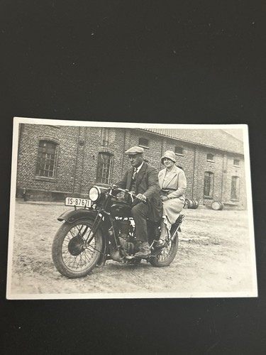 Photo moto ancienne - photo,