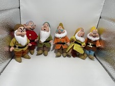 Figurines  Disney Simba Toys 6 Nains, one Broken Leg.