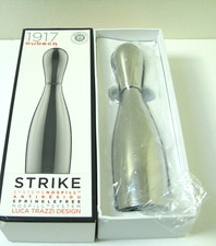 AUBECQ  1917 - Moulin à poivre ou sel STRIKE - design Luca Trazzi  ( NO Alessi )