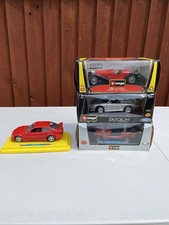 BUGATTI TYPE 55 (1932) Red/Black 1/24 BbURAGO - VIP Collection - Metal & OTHERS