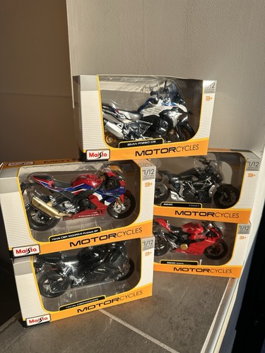 Lot motos miniatures 12 - motos,