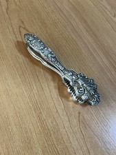 Casse-noix vintage en métal