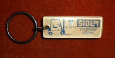 CLARK SIDEM Champagne ARDENNE Manitou Bourbon Keychain Forklift