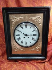 ancien oeil de boeuf en bois