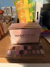 Lot de 5 palettes de