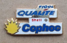 Vintage Badge Pins Petroleum Oil SHELL Oil Quality France Petroleum Product