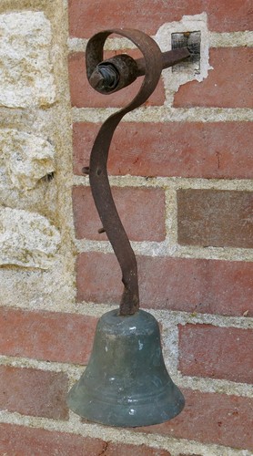 Cloche ancienne - ancienne,,