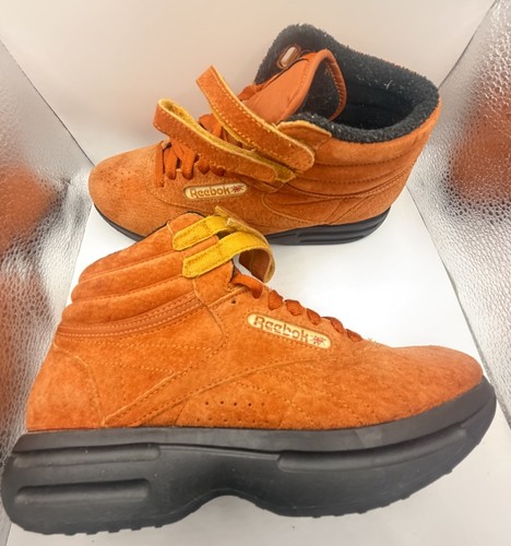 Vtg women reebok freestyle - women's,