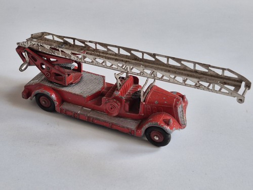 Camion pompier delahaye - de,