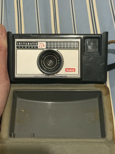 Kodak instamatic 224 - instamatic,