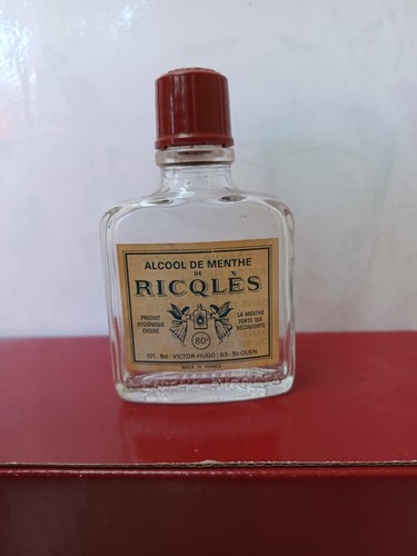 Bouteille alcool menthe - bouteille, d'alcool