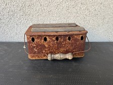 Chauffe-pieds ancien en métal