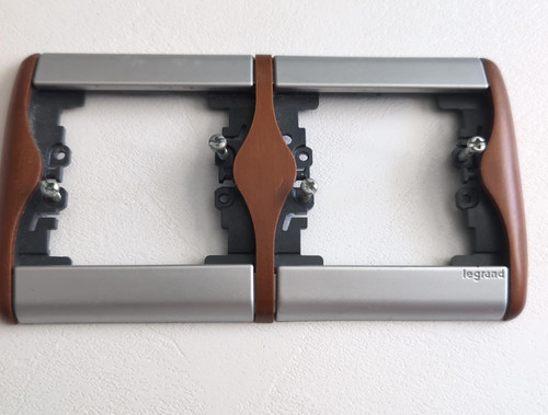 Plaque double horizontale