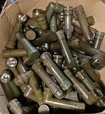 2 lampes de poche militaire