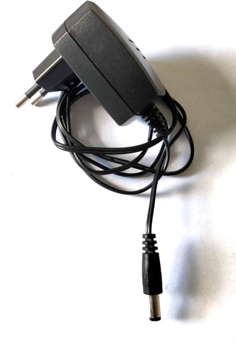 Chargeur nettoyeur vitre