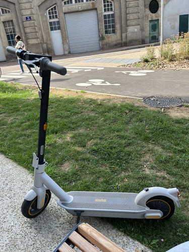 Trotinette électrique ninebot - trotinette,