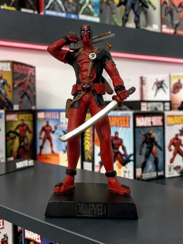 Figurine deadpool marvel - figurine,