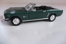 FORD MUSTANG 1/24