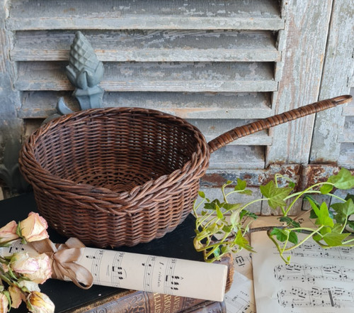 Ancien panier pain - ,