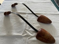 Paire d'embauchoirs vintage ou