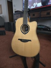 Lag Tramontane Hyvibe THV20DCE Acoustic Guitar w/Electronics - Natural