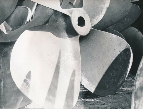 Composition propeller boat
