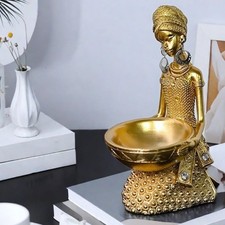 Statue de femme africaine