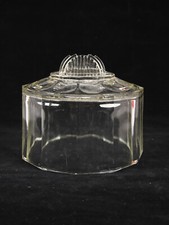 ART DECO. Cloche à dessert / fromage en verre moulé légèrement teinté rose